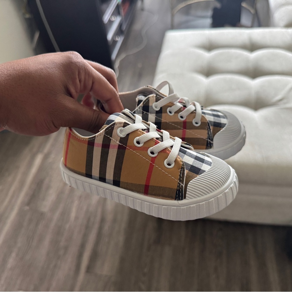 Stylish Kids Plaid Sneakers